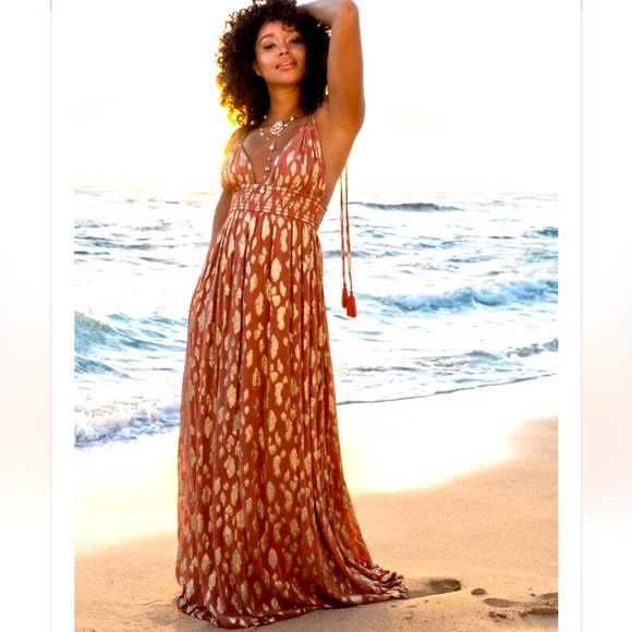 ❤️❤️✨NWT Altar’d State Vanessa Maxi Dress - Picture 1 of 7